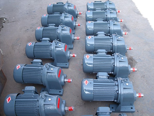 蜜桃成品人视频免费入口