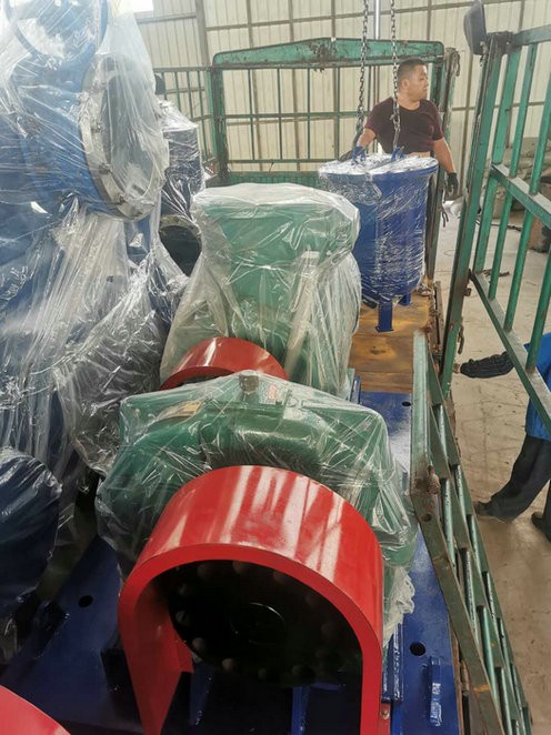 蜜桃成品人视频免费入口